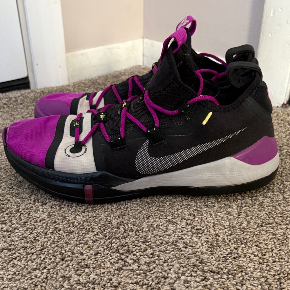 Nike Black and Purple Athletic Sneakers